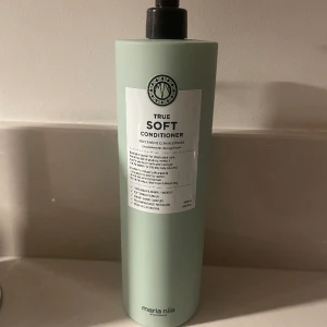 Maria nila  - Helt Ny. Maria nila True Soft Conditioner.  Nypris 717kr 1000 ml  Kan hämtas i Helsingborg eller Eslöv