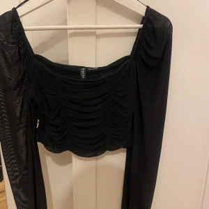 Topp - Festtopp i mesh!