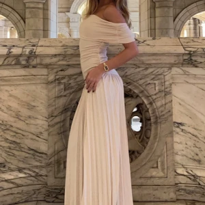 LIONESS Field of dreams maxi  - Storlek S, använd 1 gång!