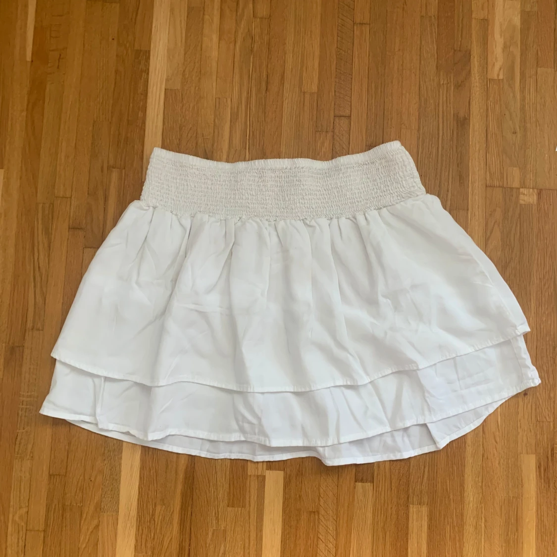 Vit kortkjol - 90