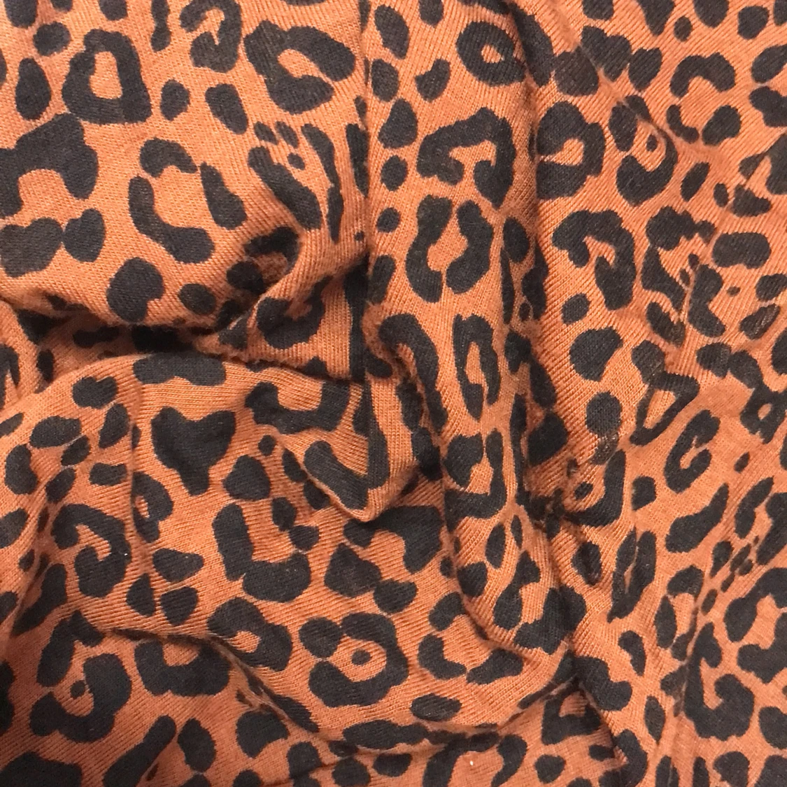 Leopardmönstrade byxor från XOXO Friends - 93