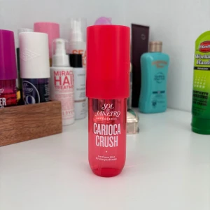 Sol de janeiro  - Limited edition: Carioca crush , 90 ml. Endast testad (typ 3-4 sprut) pris kan diskuteras men inga skambud 💕