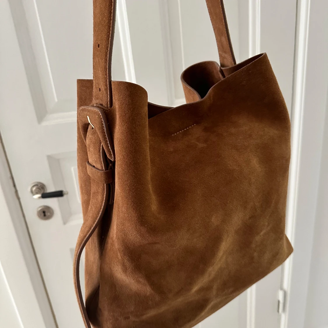 Arket mocka väska slutsåld  - 92