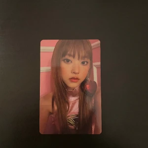 Haerin OMG pc - 20kr + 15kr frakt Tar bara swish Dm för mer info 💗