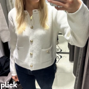 Kofta - Aldrig andvänt💞 köppt för 400kr. Den är liten i storleken. 