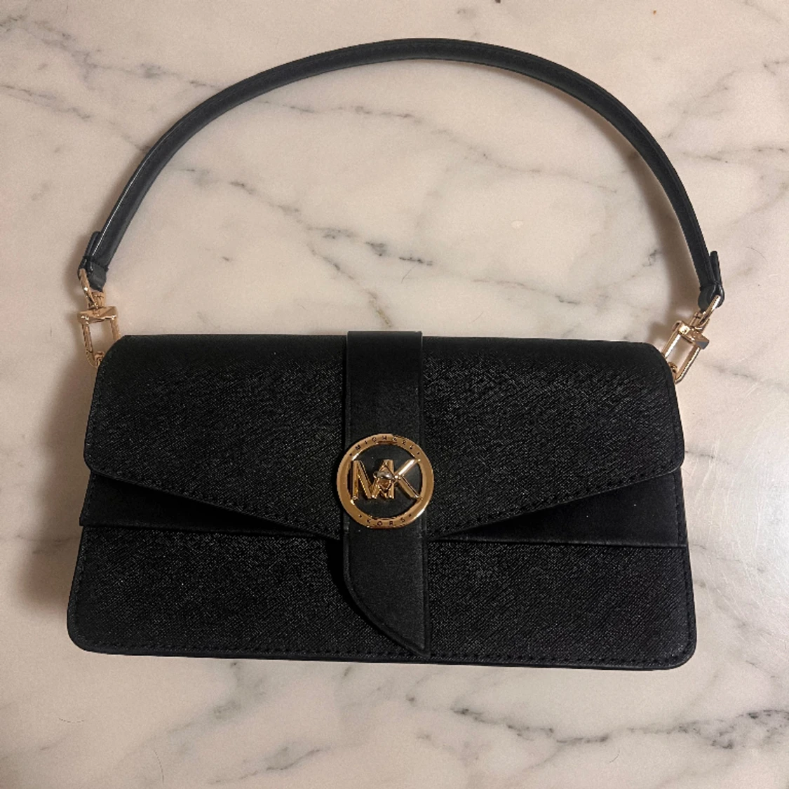 Mickeal kors väska