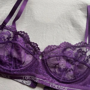 Lounge bh - ”Blossom” bh-n från Lounge, endast provad. Nypris 525 kr💜