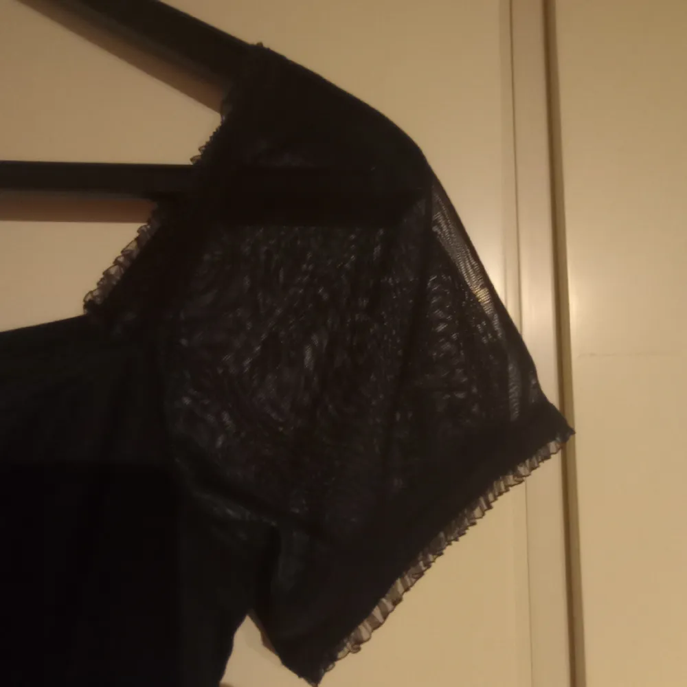 väääldigt fin babydoll klänning från rainbow collection som inte kommer till användning . Mekot.
