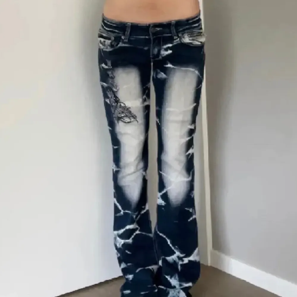Jätte fina jeans!❤️inga defekter . Jeans & Byxor.