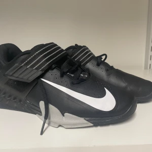 Gymskor strl 41 - Gymskor strl 8 (41)