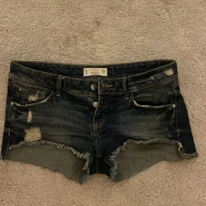Shorts - Lowwaist shorts! Kommer inte till användning 