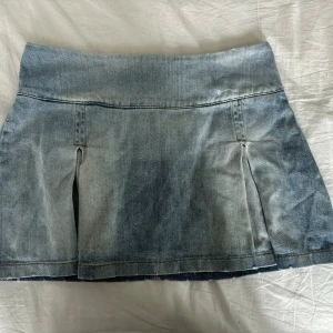 Jeanskjol - Cool jeanskjol från Zoul