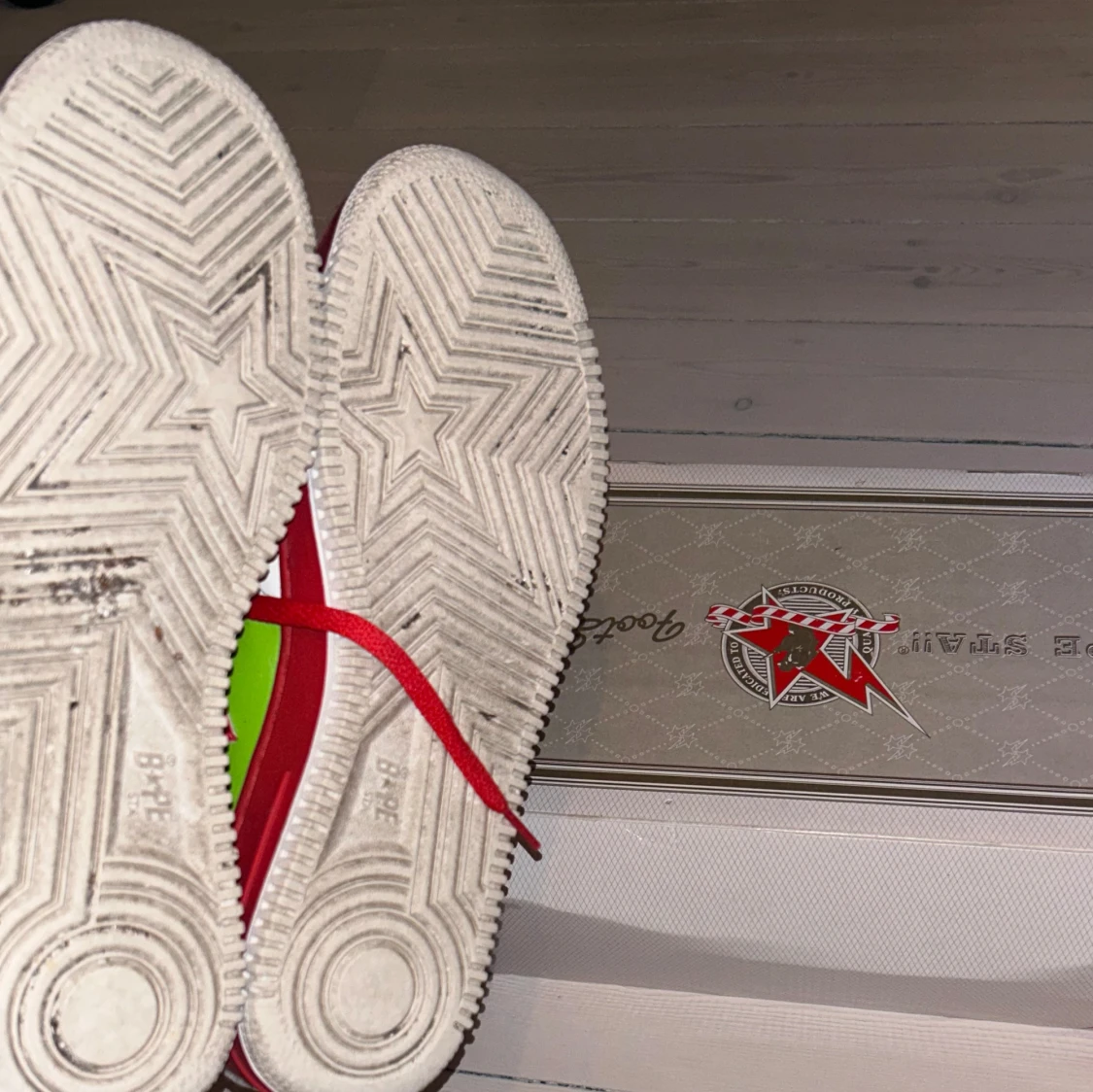 RARE BAPESTA♨️♨️♨️ Box Plus extra Laces medkommer - 92