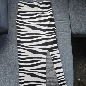 Kjol Zebra - Ny skick 