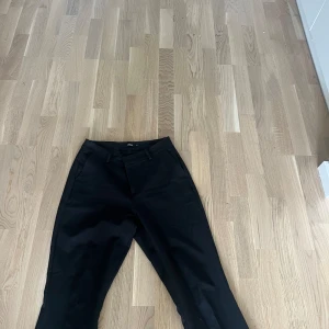 Bikbok kostymbyxor  - Använd några gånger. Super sköna och jättefina