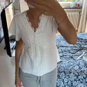 Tröja - Superfin sommar tröja ifrån Shien