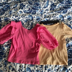 Zara barn toppar - 80 kr/st, 150 för båda❤️