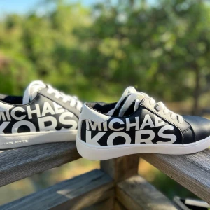 Michael Kors sneakers  - Helt nya, aldrig använda. 