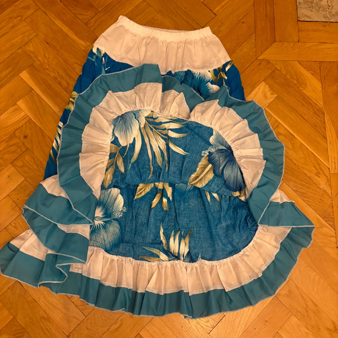 Thailändsk lång kjol🩵 - 90