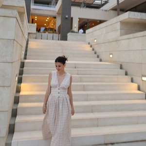 Klänning - Midiklänning från Asos. Använd bara en gång!