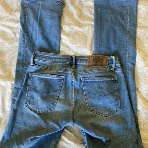 Lowwaist jeans  - Bra skick 
