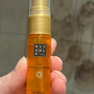 Ny! Rituals doftspray mher - Ny dodtspray från indiska i doften Mehr. 20ml, ord pris 79;- (slutsåld)  Kika gärna på mina andra annonser 💗