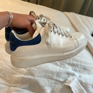 Alexander McQUEEN - Alexander McQueen skor! 