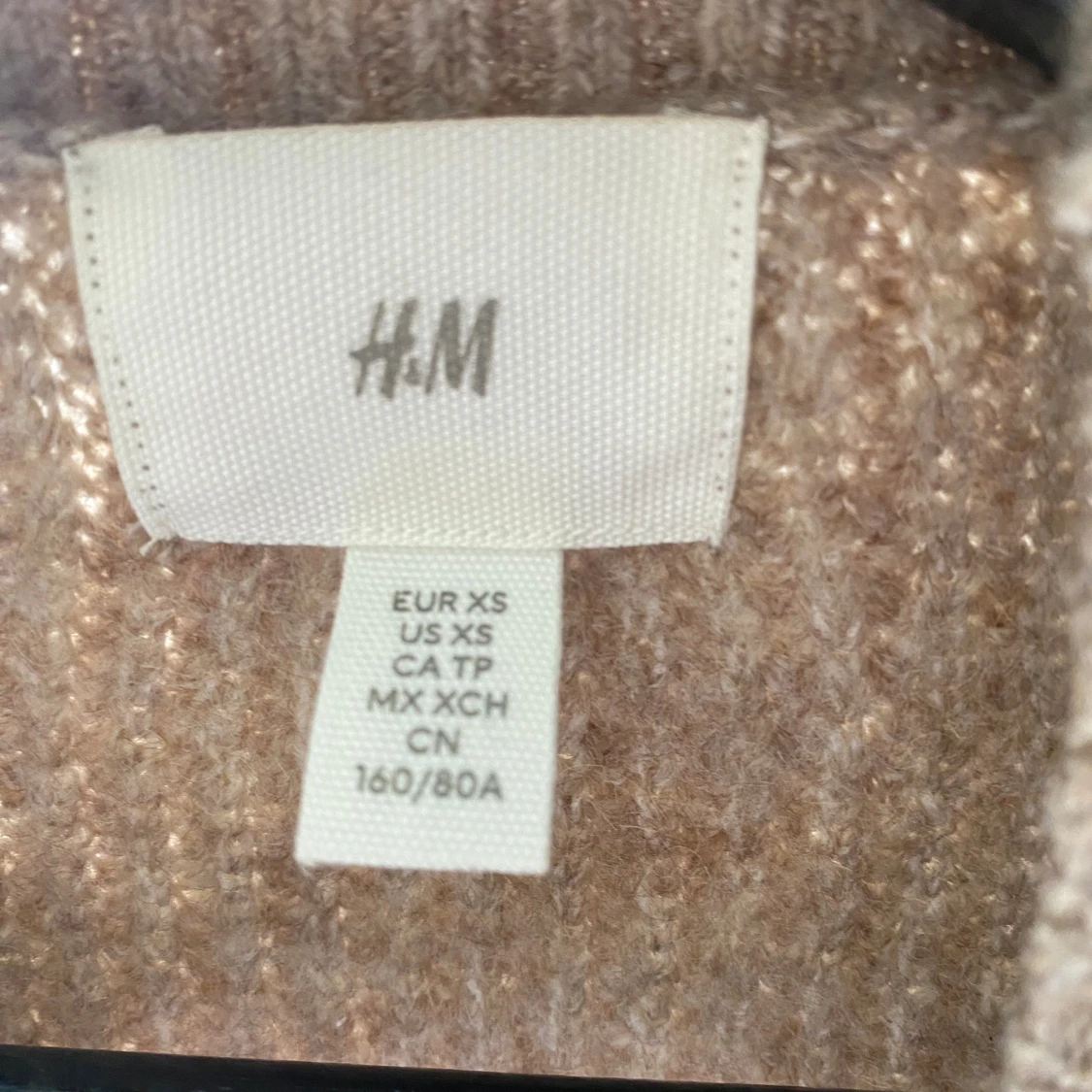 Stickad tröja  - 91