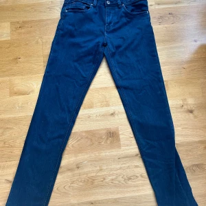 Bison jeans - Knappt använda Bison jeans. Nypris 599 kr. 