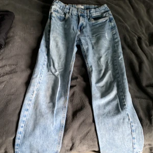 Jeans slim fit strl 152  - Bra skick använd många gånger sitter bra.