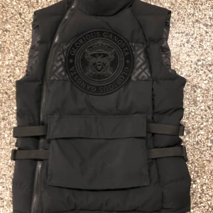 Glorias Gangsta - Ny använt i använt en vecka nästan Diskutera priset Ni betalar frakten  