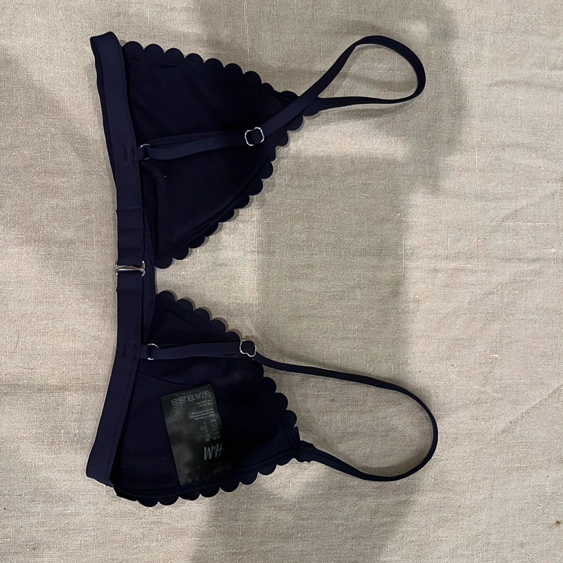 Mörkblå bikini stl 36 - 90