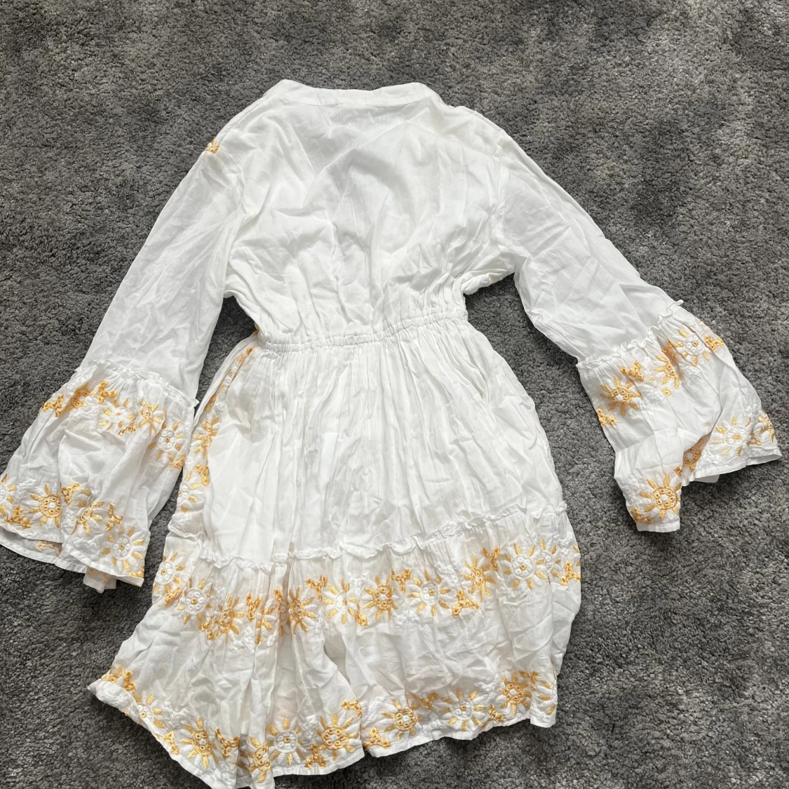 Superfin sommarklänning  - 90