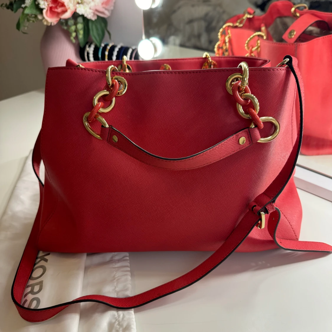 Rosa Michael kors väska  - 91