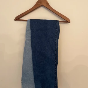 Tvåfärgade jeans  - 32/32  Oanvända  Topman starlight 