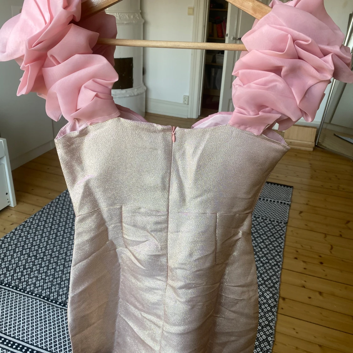 Helt ny fest klänning!  - 90