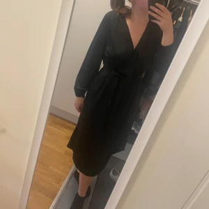 Klänning  - Fin aldrig använd