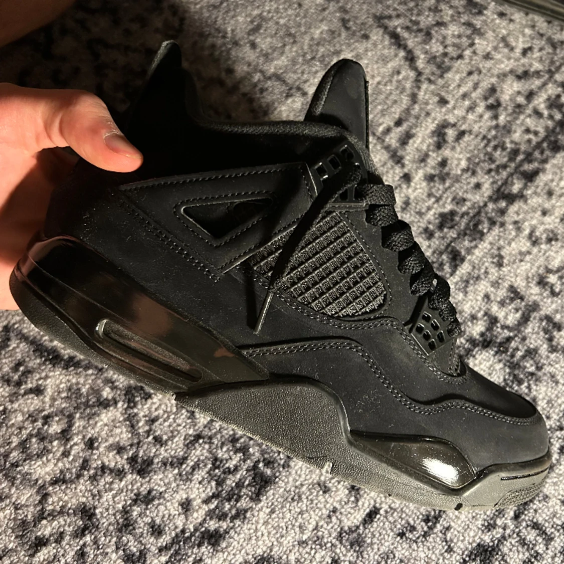 Jordsn 4 Black Cat (2020)