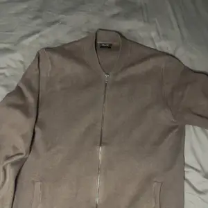 Massimo dutti tröja. Galet najs material. Skick 10/10. Ord pris runt 800kr tror jag. Pris kan diskuteras