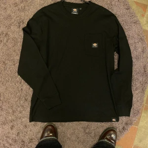 Dickies longsleeve - Oanvänd dickies longsleeve.  10/10  