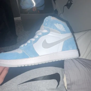 Jordan 1  - Fel sko snöre 