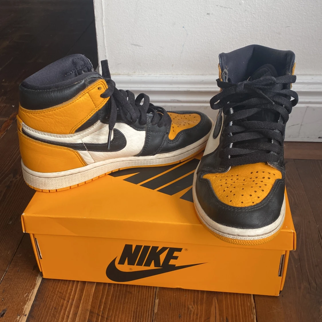Air Jordan 1 Retro High Taxi - 90