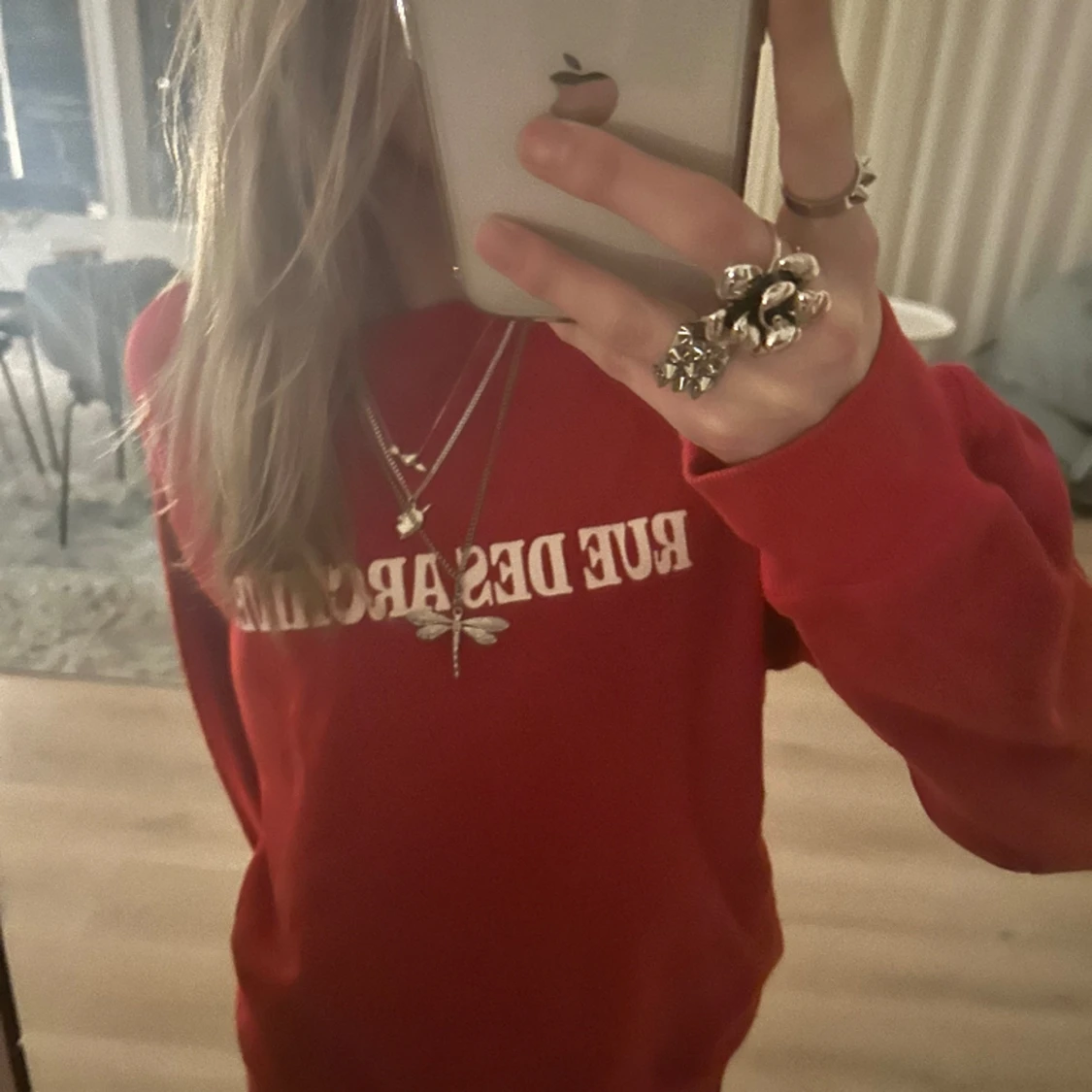 Röd sweatshirt med tryck