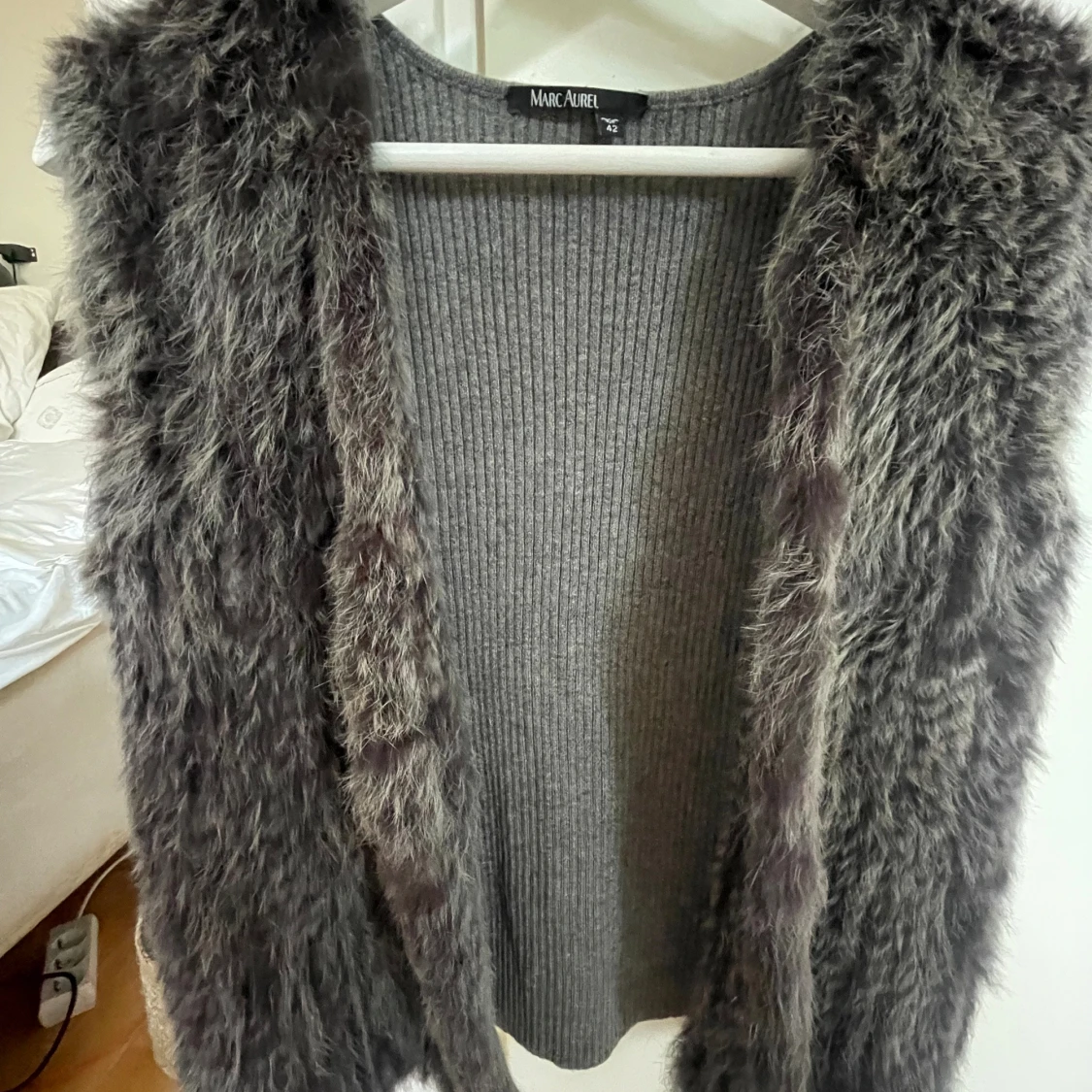 Supersnygg pälsväst  - 91