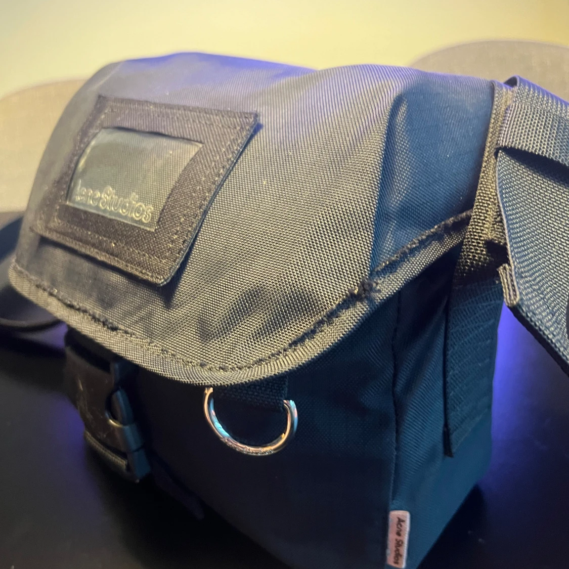 Acne Studios Axelväska 