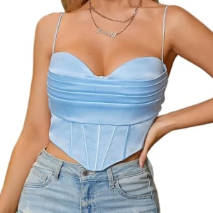 Oanvänd topp från shein i strl M - Säljer denna oanvända topp från shein i strl M.   Undrar man över något så är det bara att kontakta mig.