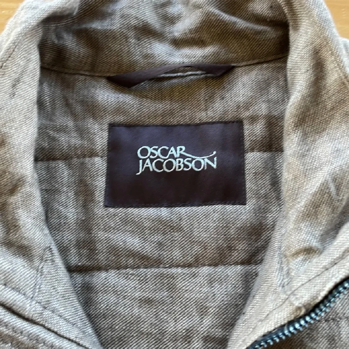 Oscar Jacobsson väst  - 90