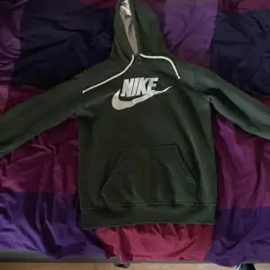 Nike hoodie, Storlek M 