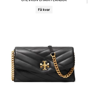 INTRESSEKOLL  - INTRESSEKOLL på min superfina tory burch väska, köppt för ca ett år sedan och är i väldigt fint skick