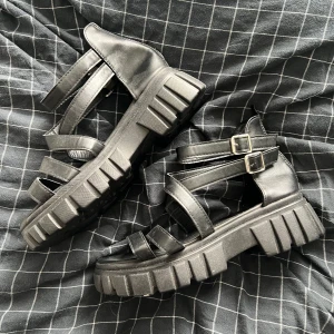 Chunky sandaler - Aldrig använda